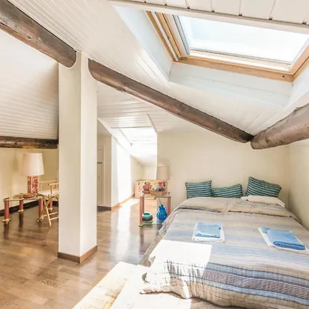 Ghislena Holiday home *